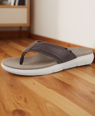 Club Room Mens Roger Round Toe Slip On Single Sole Sandals Brown Size 8 NIB