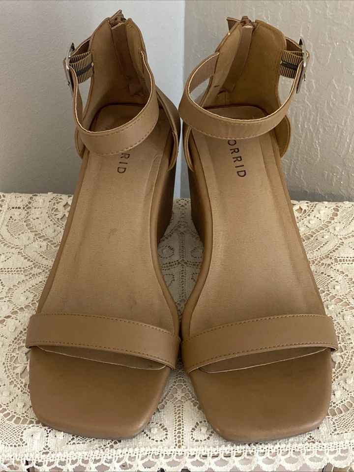 TORRID Square Toe Demi Wedge Cognac Sandal Open Toe Womens Sz 8.5 WW Extra Wide - Image 3 of 4