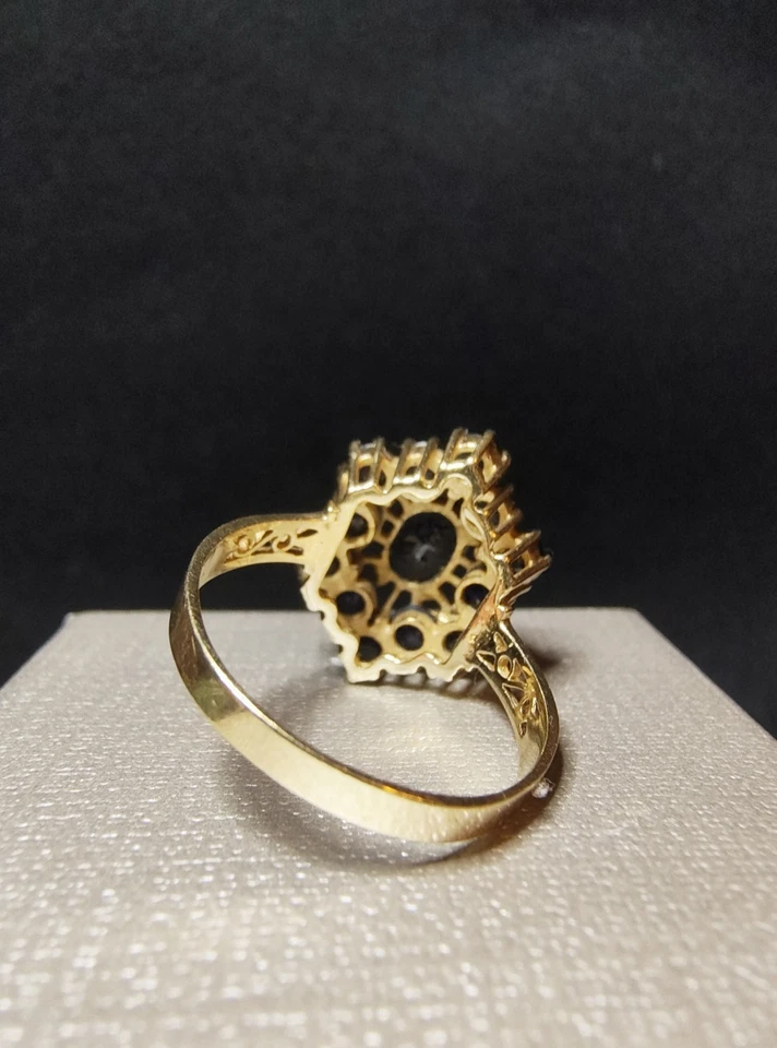 Anillo de cóctel vintage de zafiro de oro amarillo de 10 quilates talla 7 Foto 3 de 3