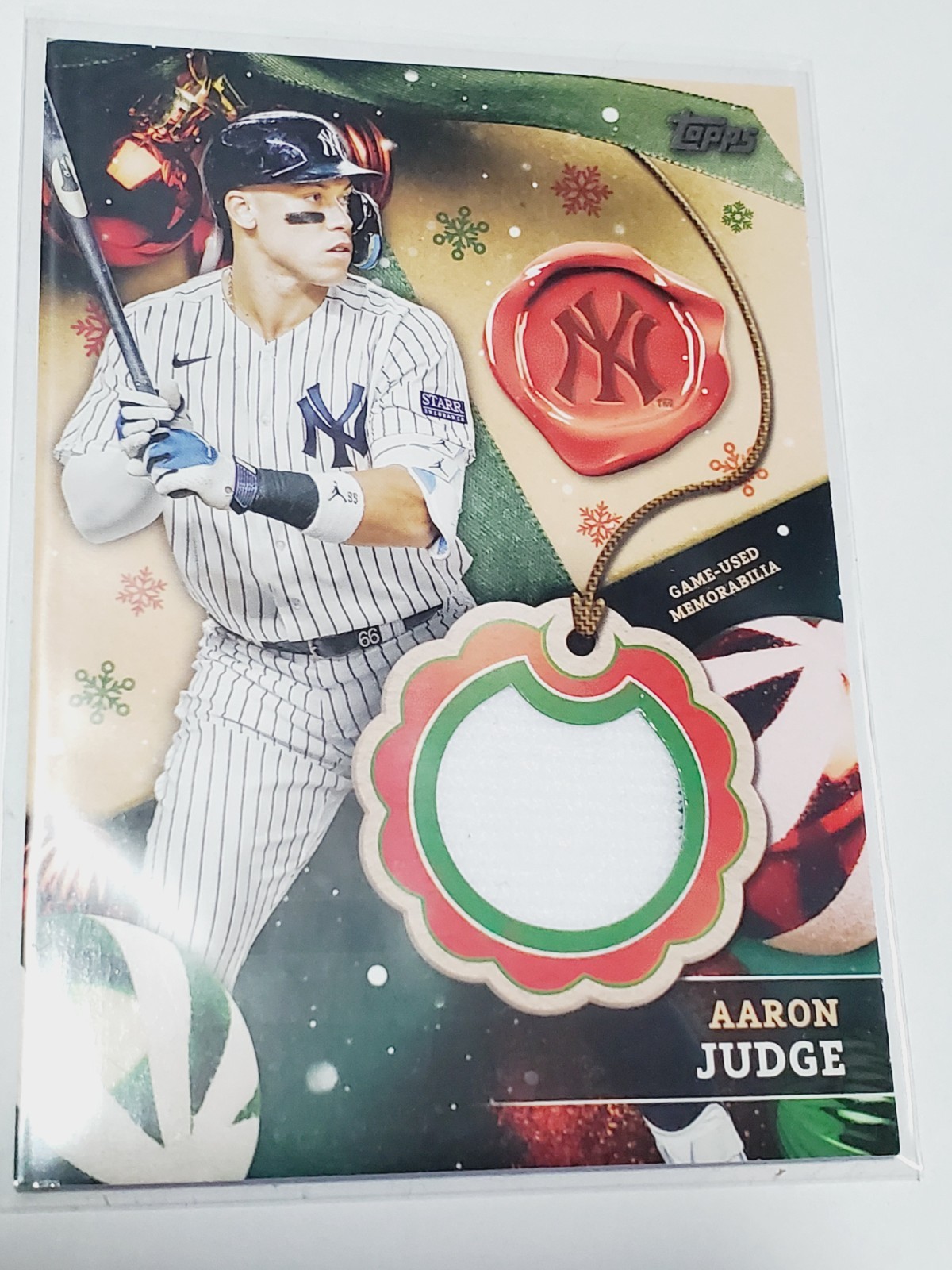 Aaron Judge 2024 Topps Holiday White Jersey Patch Relic #RC-AJ card NY Yankees A