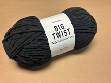 Big Twist Posh Black Sesame Bulky Yarn Rare Joann Gorgeous Color 