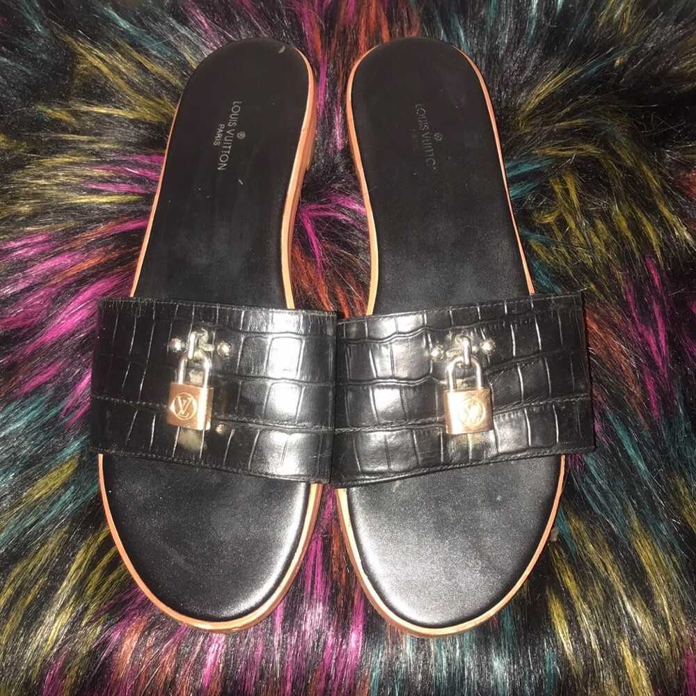 lv lock sandals