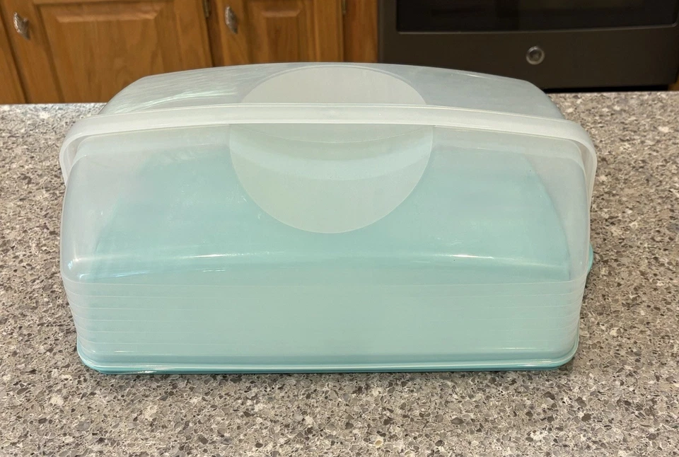 Tupperware BAKE N TAKE 18-Cupcake / 9x13” Rectangle Cake Taker: Aqua • Sealed - Image 2 of 4