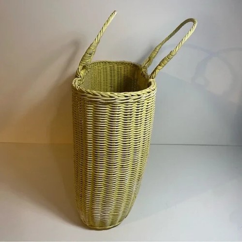 Vintage MCM Pale Yellow Woven Wicker Beach Shopping Market Tote - Picture 4 of 12