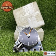 VDO Uhr Mercedes Benz W123 230 240D 300D 300CD 280E GA10L2 NOS mit Box VDO Uhr Mercedes Benz W123 230 240D 300D 300CD 280E GA10L2 NOS mit Box