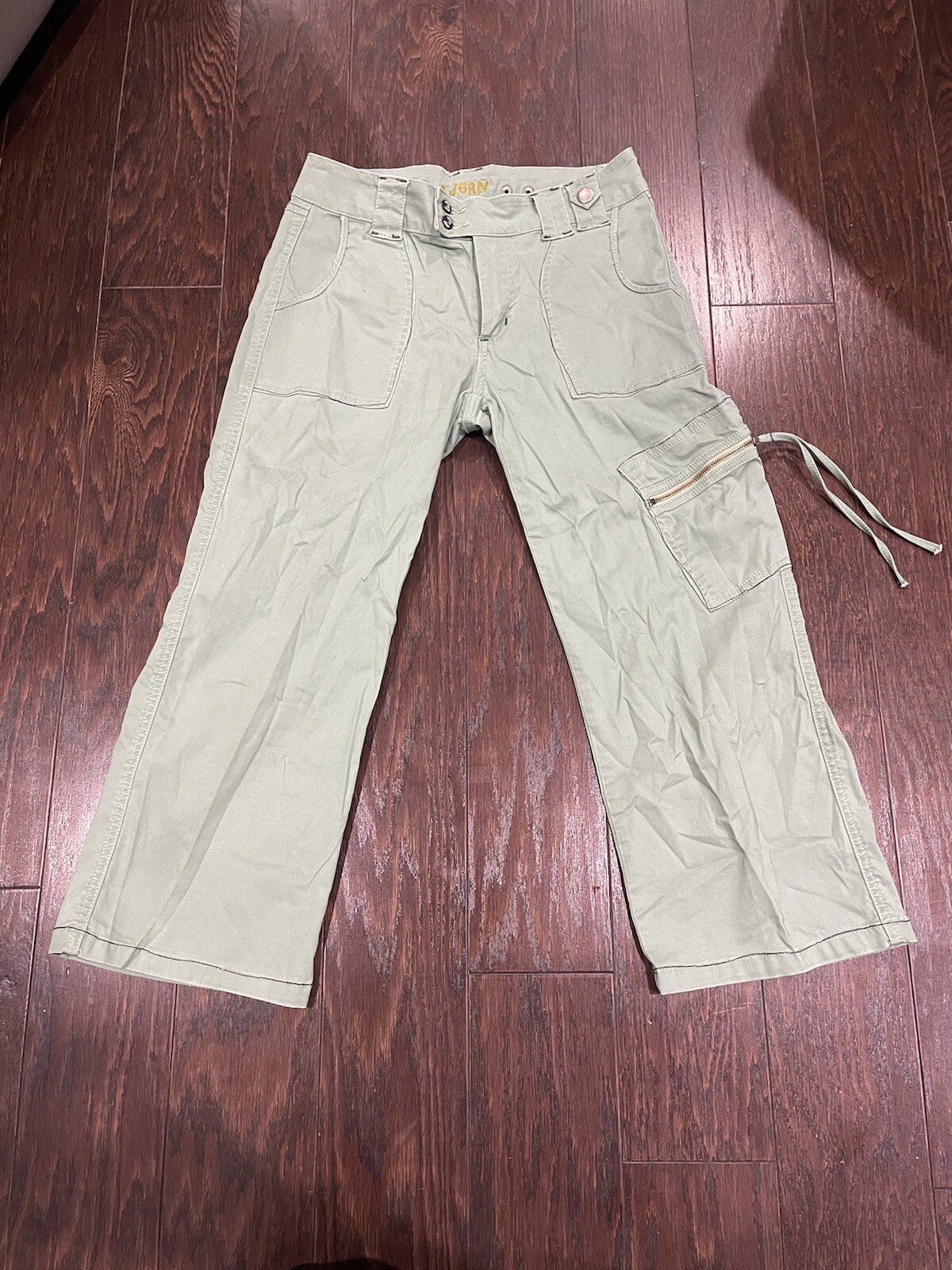 Cargo Pants  Cropped Capri Wide Leg Size 6 Y2K Hiking Festival-image