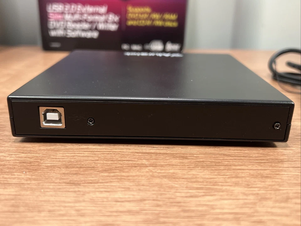 Aluratek AEOD100F USB 2.0 Externo Delgado Multiformato 8X Lector/Grabador de DVD Foto 4 de 4