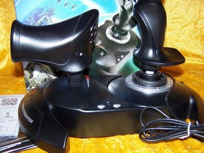 Flight Stick Thrustmaster T.Flight Hotas X (neuwertig in OVP)