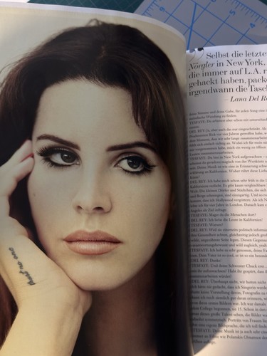 Preowned Interview Magazine - Lana Del Rey Oktober October 2015 - Picture 12 of 12