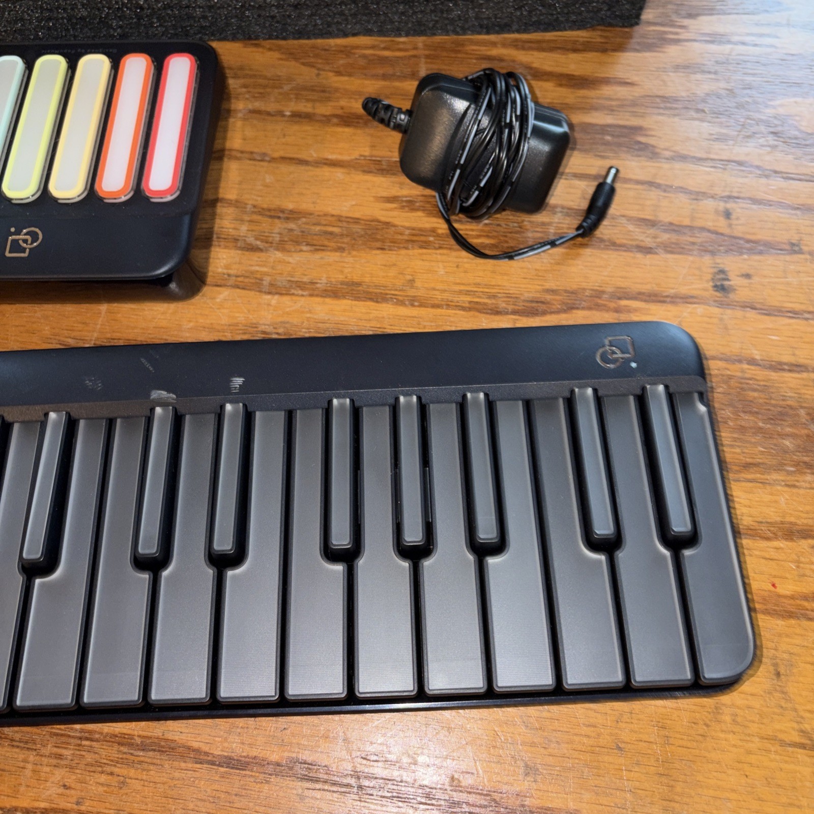 PopuPiano 1 Smart Pianoforte Modulare Portatile e Tastiera MIDI con Custodia e Alimentazione foto 4