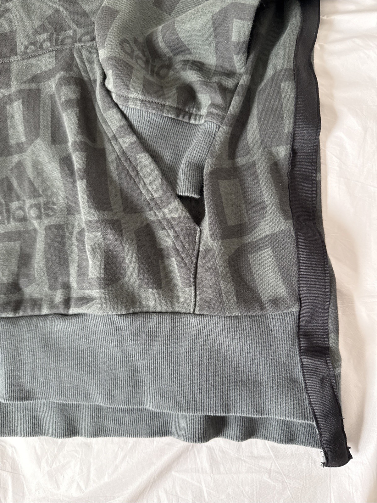 Adidas Hoodie Mens Medium Pull Over All Over Logo Spellout Sweatshirt Sweater thumbnail 9