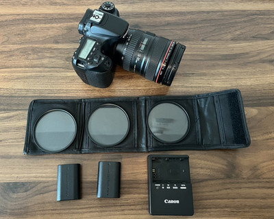 Canon EOS 70D 20.2MP DSLR w/ EF 24-105mm f/4 [EXCELLENT]