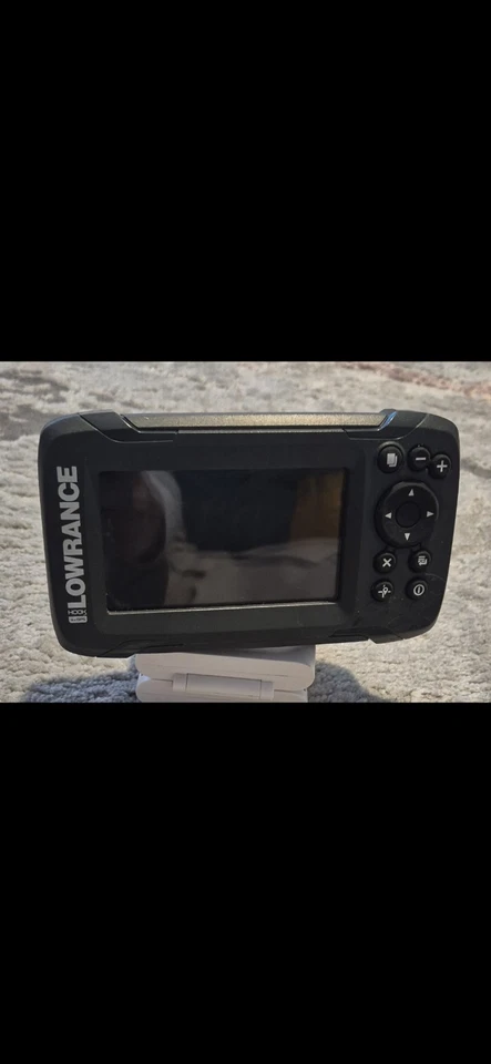 Lowrance Hook2-4x GPS Bullet Skimmer Fishfinder - Image 3 of 4