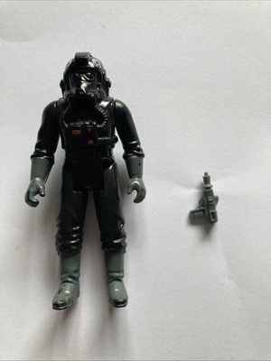 KENNER STAR WARS 1982 TIE FIGHTER PILOT cw ORIGINAL BLASTER, HONG KONG Siehe Bilder