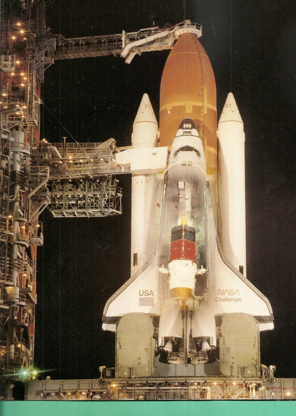 STS-8 1983 OFFICIAL NASA COVER & FOLDER, FLOWN ON THE CHALLENGER SHUTTLE,  #1909