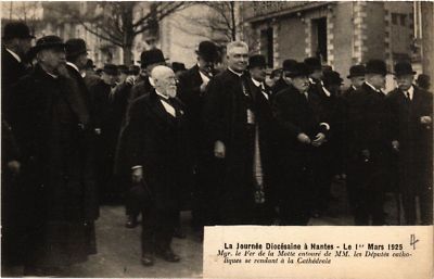 CPA AK La Journée Diocesaine a NANTES Le 1er Mars 1925 Mgr le Fer de. (650590)