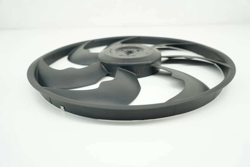 Ventilador de refrigeración del radiador del motor Hyundai Genesis 2013-2016 cupé 7 aspas OEM Foto 3 de 4