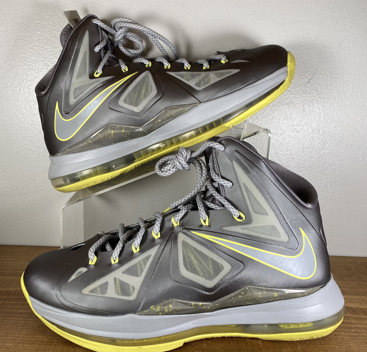 lebron x canary