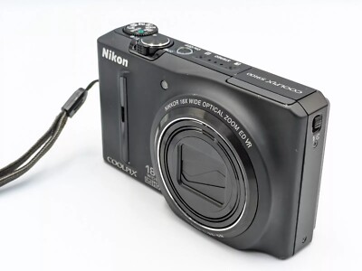 Nikon Coolpix S9100 Compact Digital Camera 12.1 Megapixels