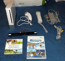 Nintendo Wii Console Wii Sports  Resort Special Value Edition Bundle Lot