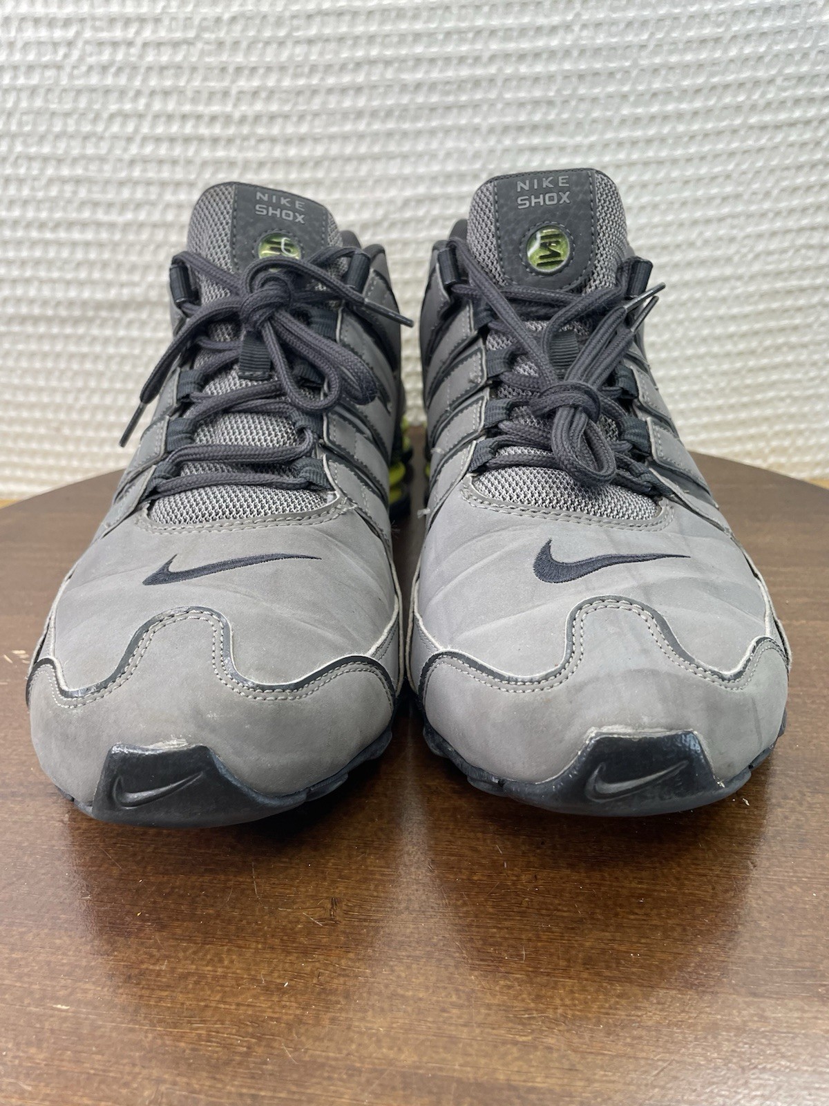 SAOLA Nike Shox NZ EU 2013 Sneakers Uomo Taglia 13 Grigio Volt 501524 015 RARO