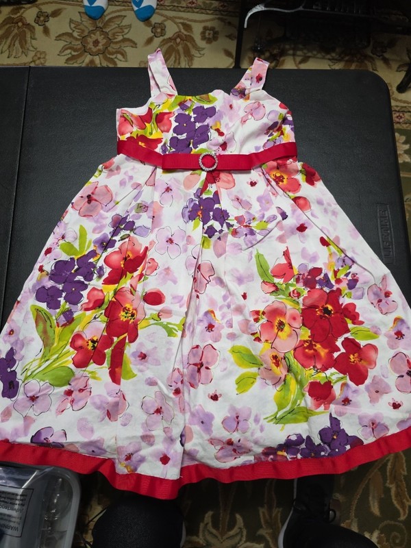 Girls Sz 6 Floral Strappy Dress Beautiful