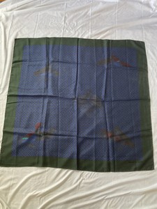 DIOR Christian, carré de soie vintage 2066, 53cmx53cm, bon état in