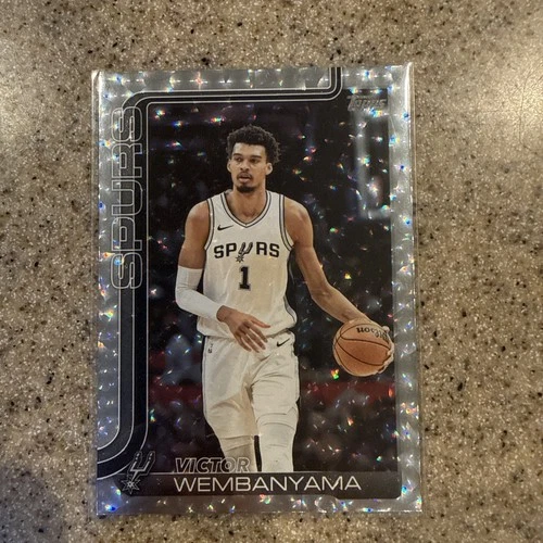 2025-26 Topps Flagship Victor Wembanyama Diamante #195 Spurs