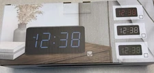 Peakeep Small Digital Alarm Clock Plug in for Bedrooms Bedside-blue. New!