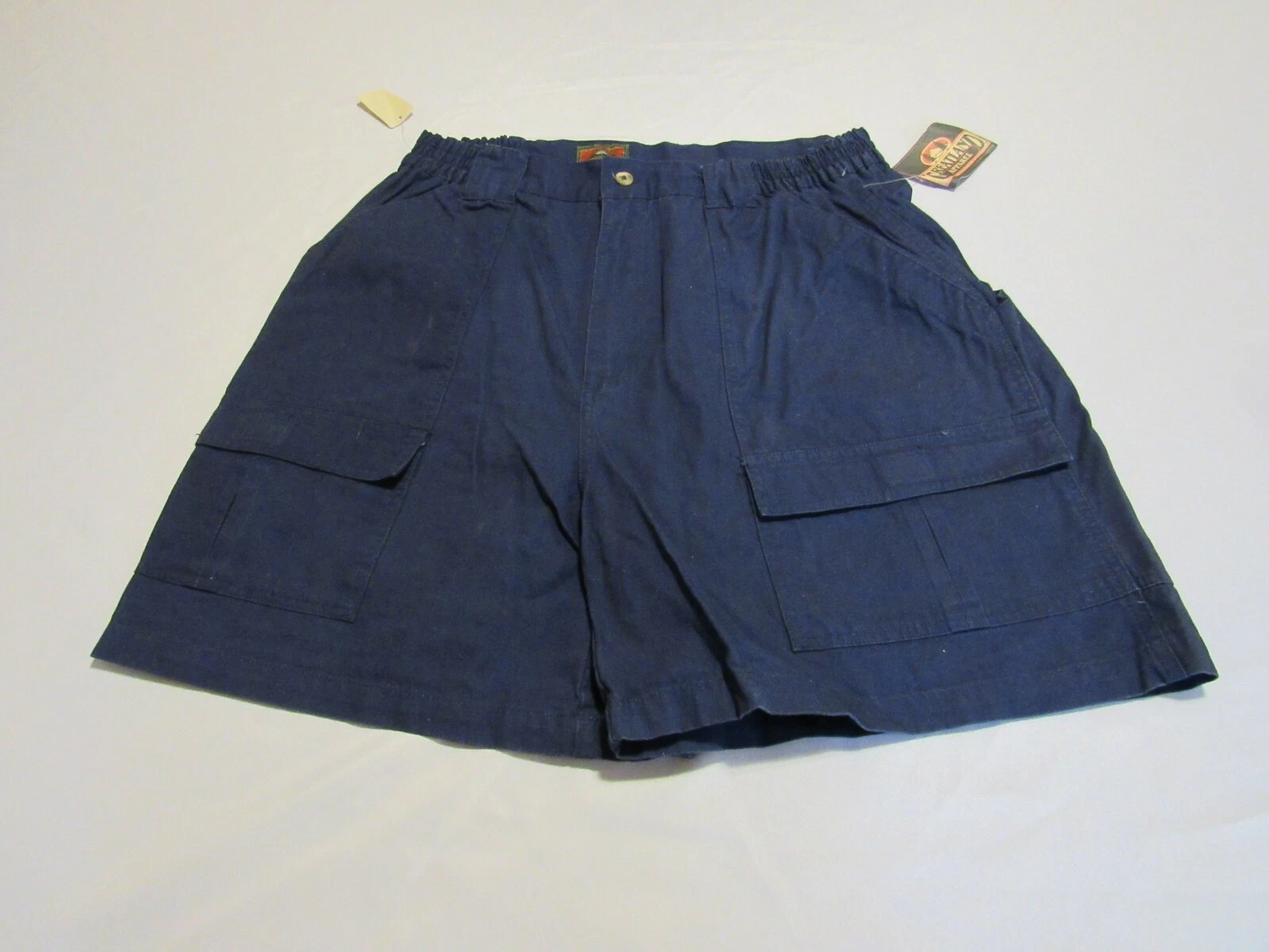 American Wilderness outfitters size 40 blue cargo shorts new old stock vintage