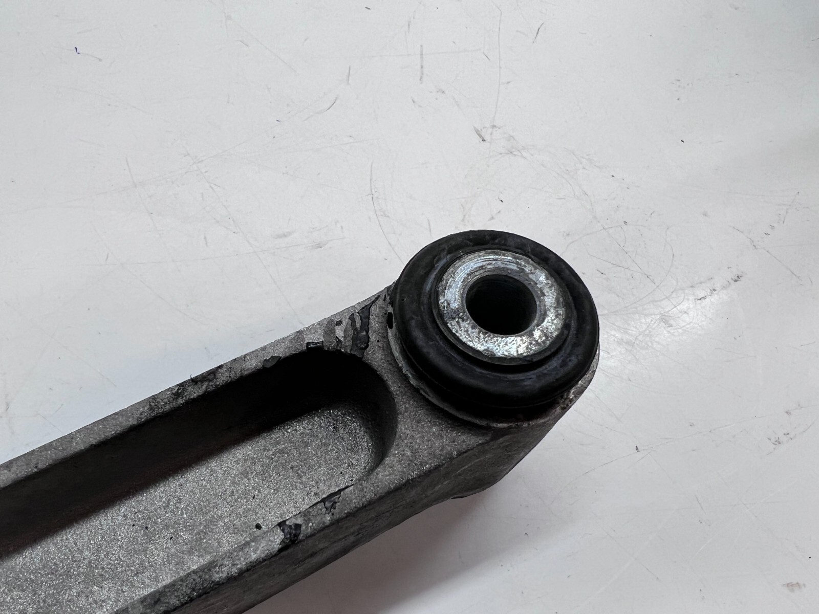 MCLAREN MP4-12C 650S Rear ENGINE MOTOR MOUNT ARM OEM 11F0507CP