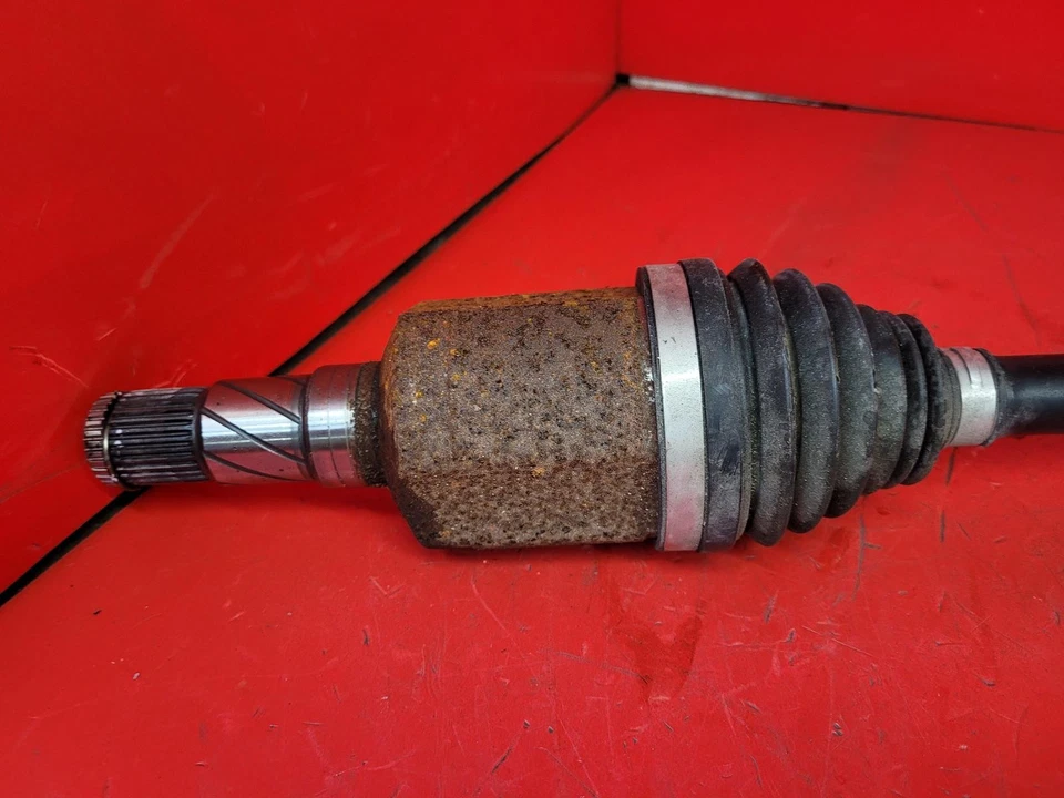 TESLA MODEL 3 REAR DRIVESHAFT DRIVER SIDE OFFSIDE RH 2021 - Image 4 of 4