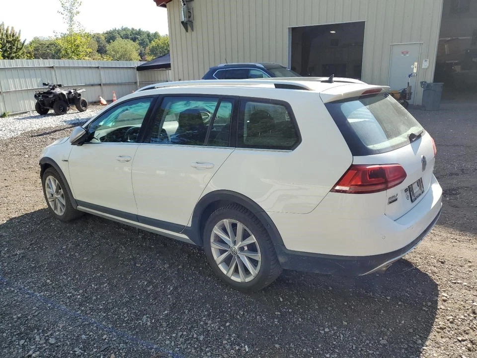 (LOCAL PICKUP ONLY) Rear Drive Shaft Fits 15-20 AUDI S3 2049076 Foto 2 de 4