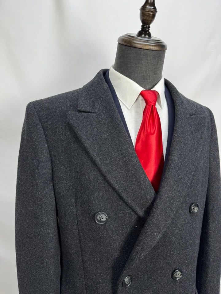 Vintage Men's Coat Double Breasted pure wool dark gray Classic Overcoat 42R 44R - Image 4 of 4