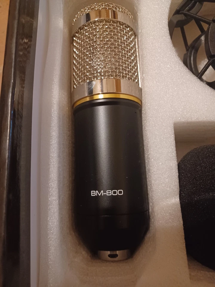 BM-800 Condenser Studio Microphone Kit - New Open Box - Image 3 of 4