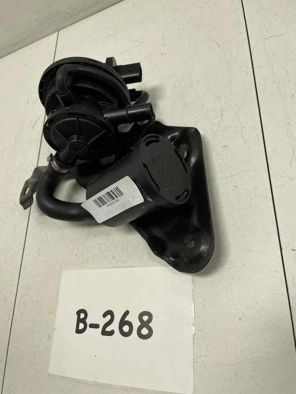 Volkswagen Golf 2012 hatchback tanque de combustible bomba de detección de fugas OEM+ Foto 3 de 4