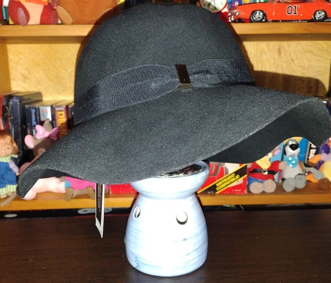 Nine West Womens Hat Bucket 100% Wool Cloche with Hat Band One Size New Tags (E