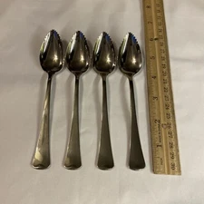 4 Grapefruit Spoons Wyndham Distinction Orange Fruit Stainless EXC!