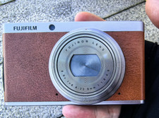 Fujifilm XF1 Compact Digital Camera X Series Red 12.0MP 4x optical zoom Brown