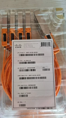 Verbindungskabel 4x10G - 1x40G QSFP 4x10G AOC3M