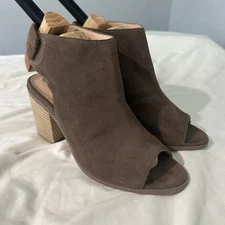 Sole Society Women’s Sz 10 Suede Peep Toe Jagger Booties Dark Taupe EUC
