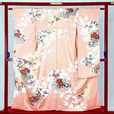Japanese Kimono 'FURISODE' Silk/Pink/Flower/Beautiful/Length:160cm N0742