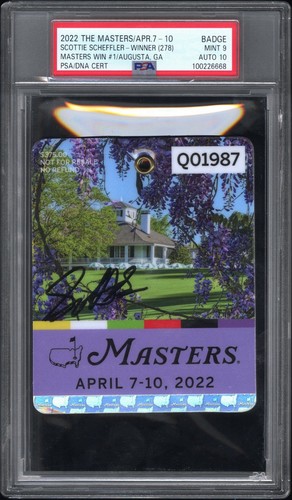 Scottie SCHEFFLER Signed 2022 MASTERS Winner Badge Autographed Auto PSA 9/10