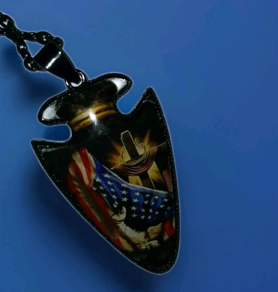 Collar cabeza flecha simulada. Cadena negra adj 20". Dios y libertad. Niños, hombres ¡Nuevo! Foto 3 de 4