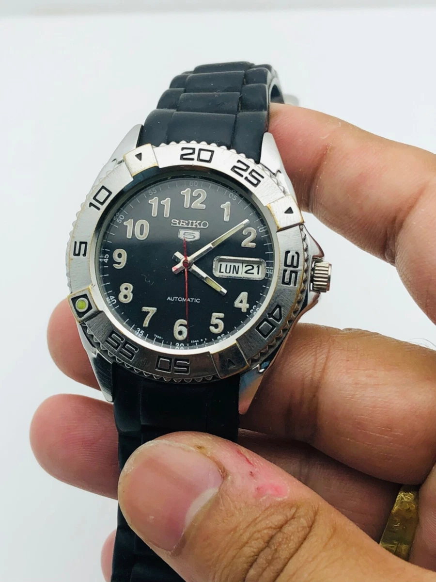 seiko day date mens watch