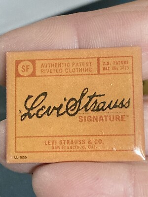 Levi strauss signature jeans logo patch Lapel Pin K527