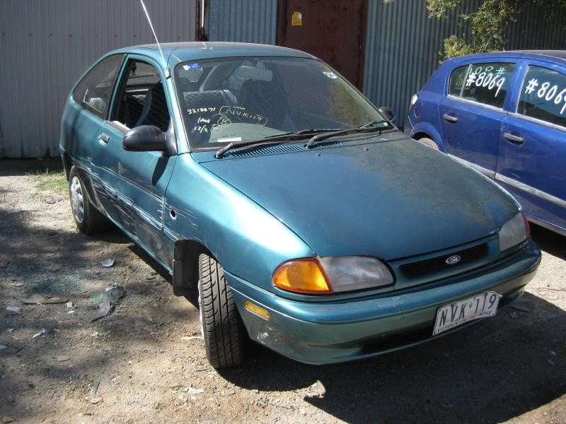 FORD FESTIVA LEFT HEADLAMP WB * 04/1994-01/1997 - image 2 of 4