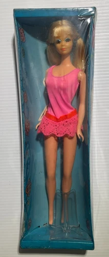 #1118 1969  Vintage Twist 'N Turn PJ Barbie Doll With Box And Accessories