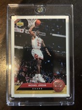 Upper Deck 1992-93 McDonald's Michael Jordan P5 Chicago Bulls Basketball Card