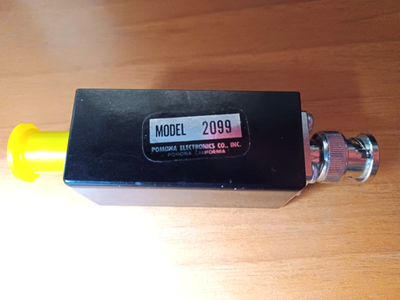 #ad #ad 2099 Pomona box phenolic two BNC connectors; excel. cond. Retail price: $57. $20.00